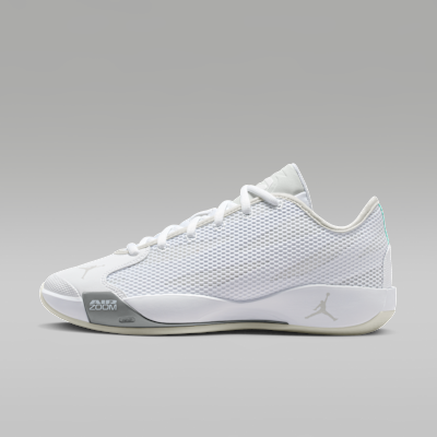 Luka 77 Basketball Shoes. Nike.com